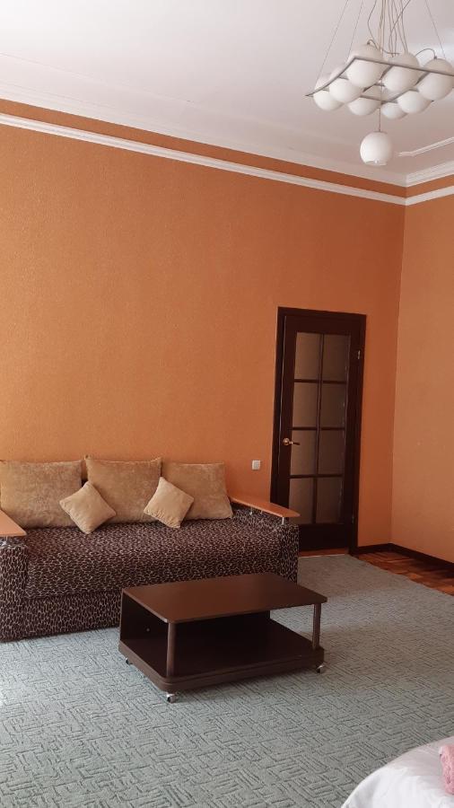 Apartaments Odessa History Centr Zewnętrze zdjęcie