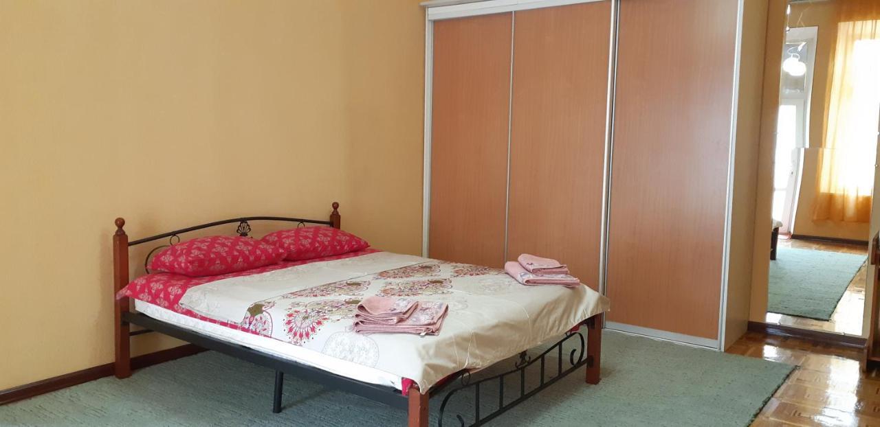 Apartaments Odessa History Centr Zewnętrze zdjęcie