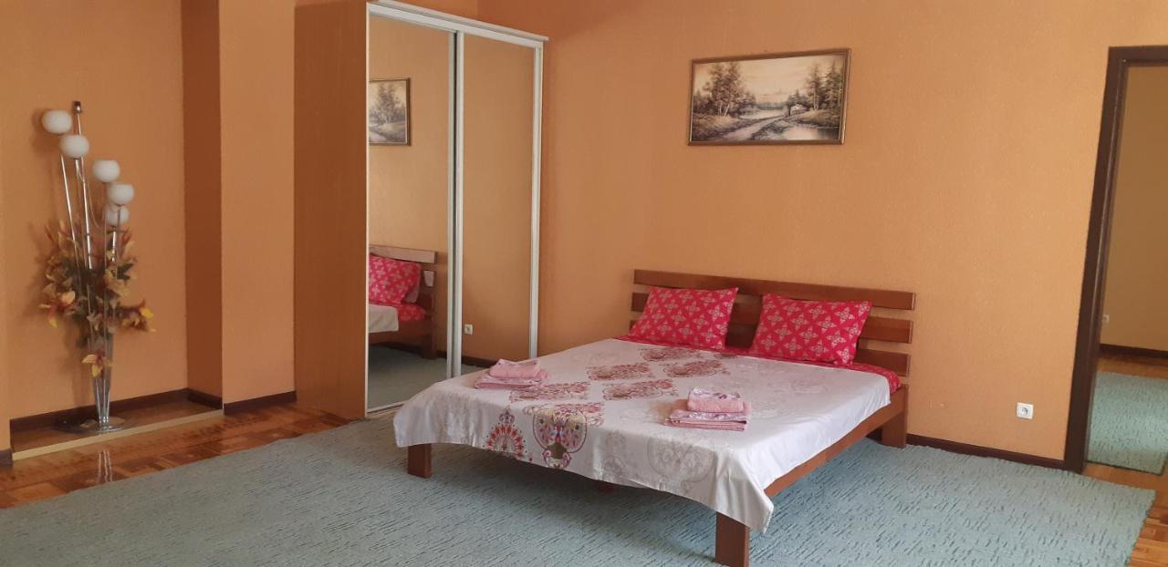 Apartaments Odessa History Centr Zewnętrze zdjęcie